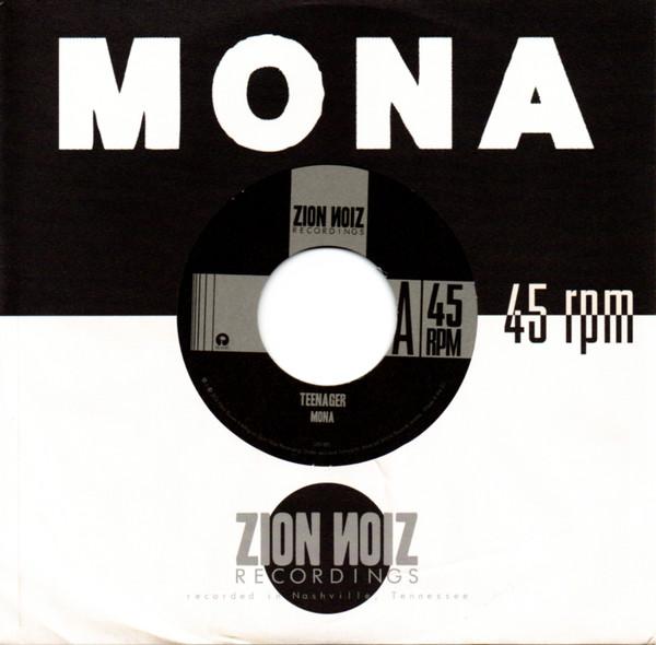 Mona  - Teenager